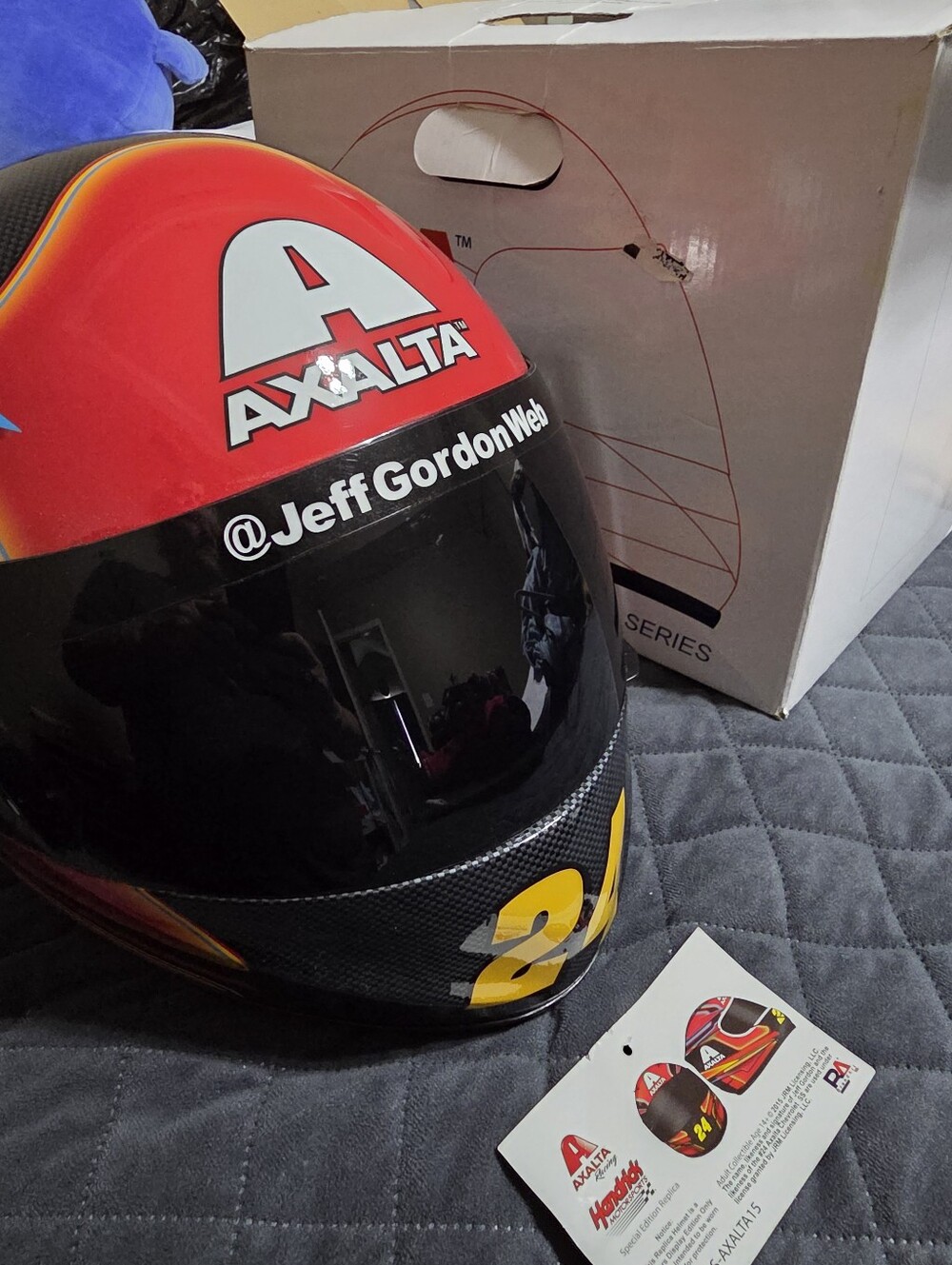 24 Jeff Gorden Full Scale Hendrick Motorsports Special Editon Collectors Helment - Picture 6 of 7